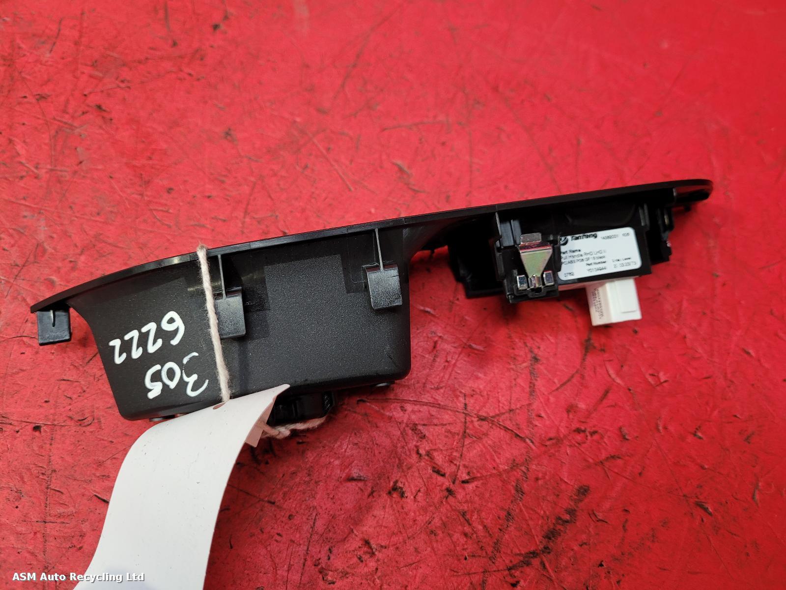 View Auto part Elect. Window Switch Vauxhall Astra 2023