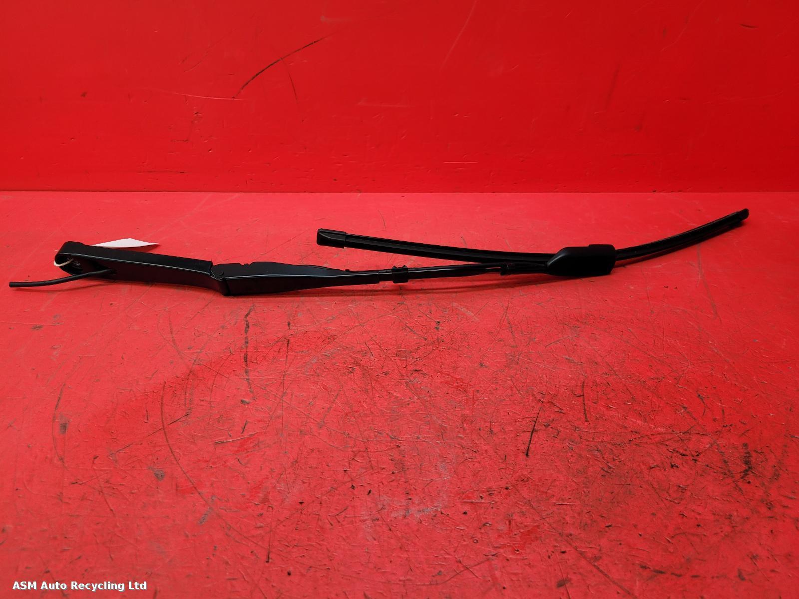 View Auto part Wiper Arm Vauxhall Astra 2023