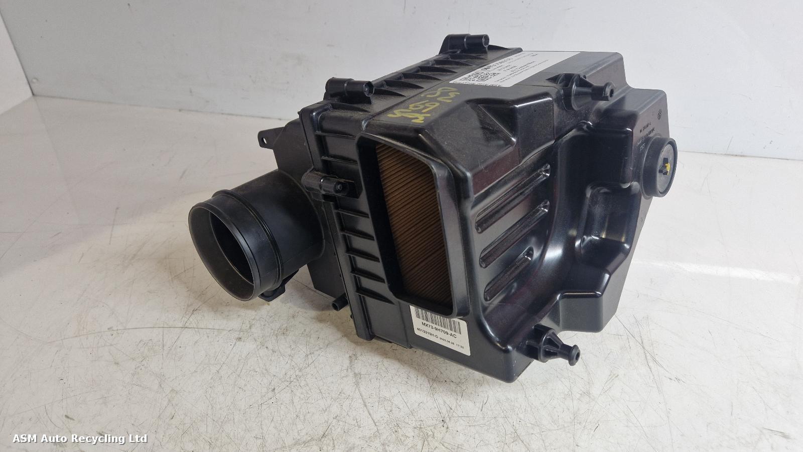 View Auto part Air Cleaner/Box Jaguar F-pace 2024