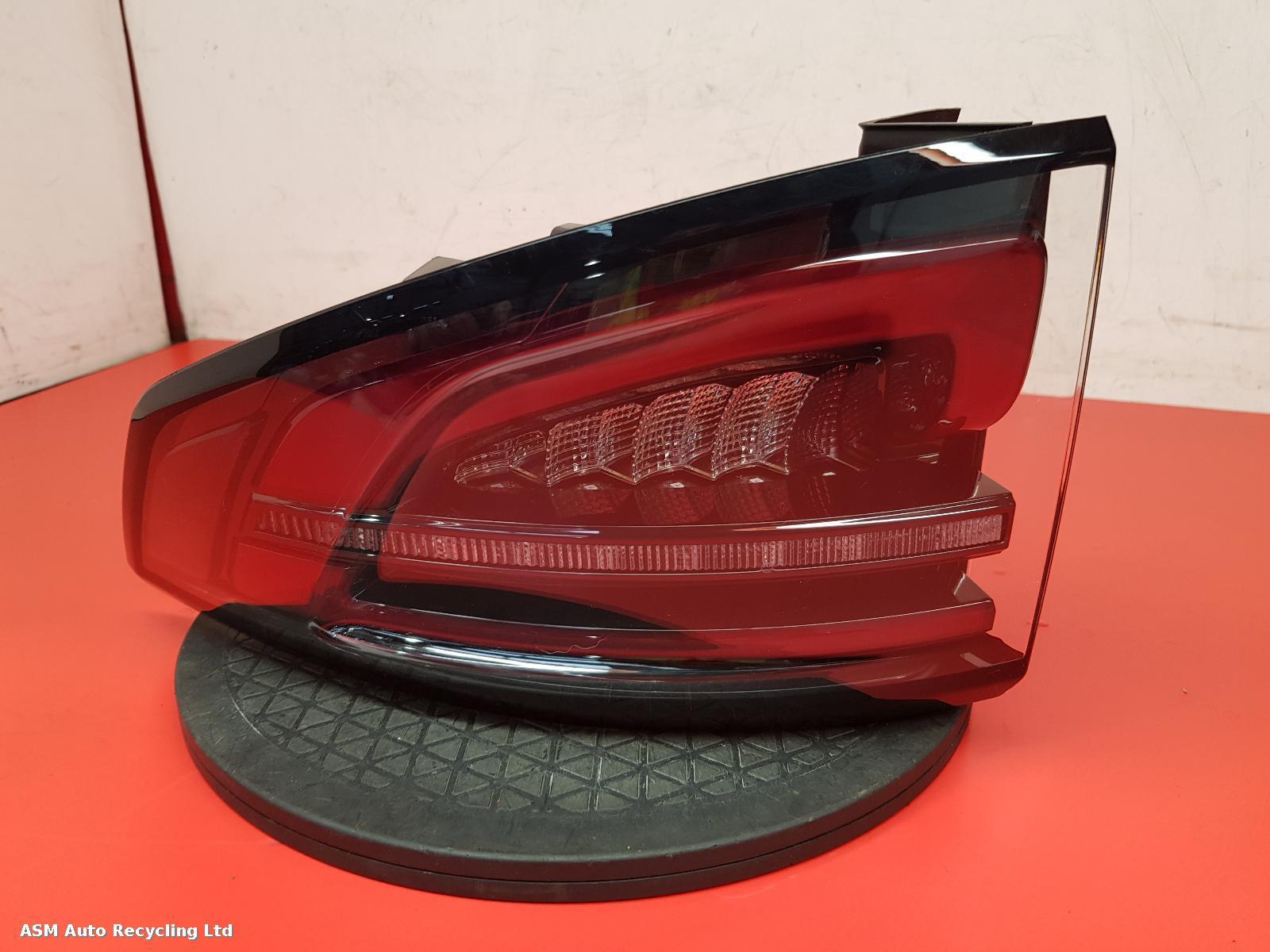 View Auto part R Taillight Land Rover Discovery Sport 2024