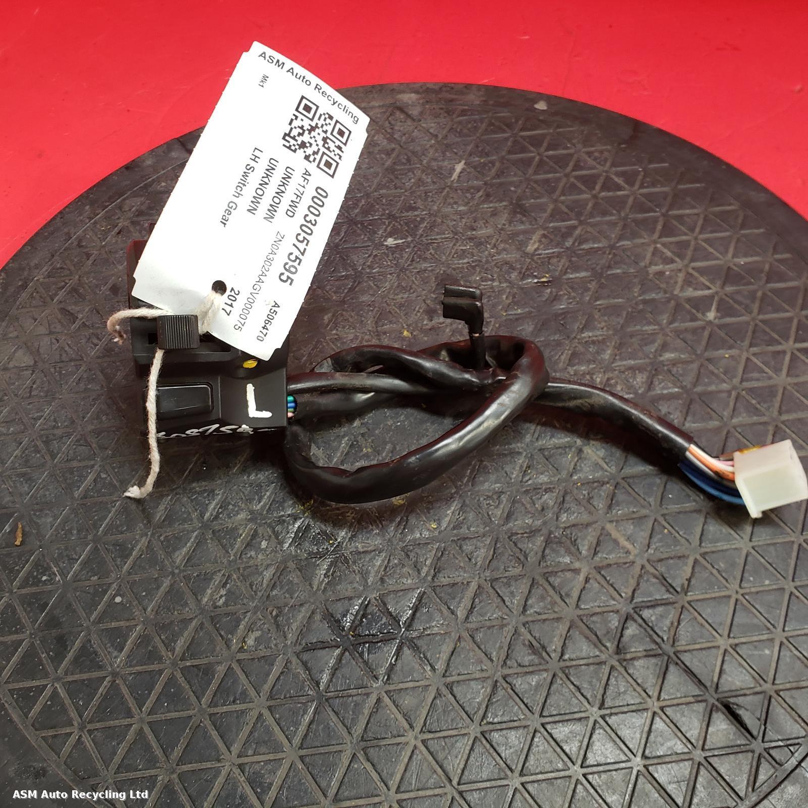 View Auto part LH Switch Gear Swm Gran Turismo 2017