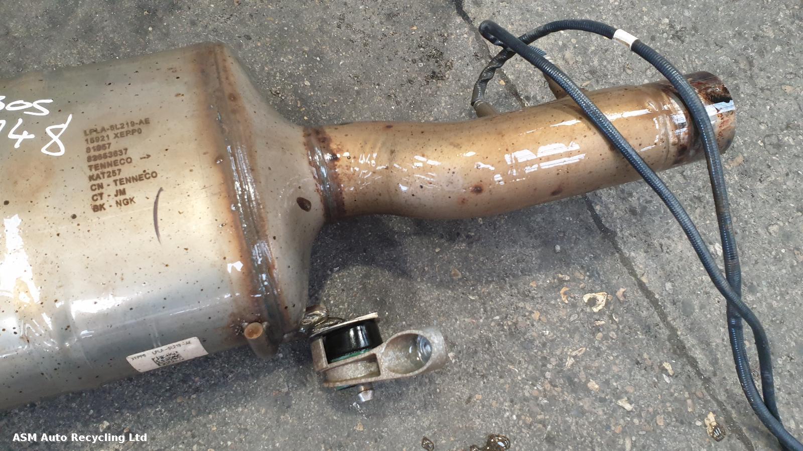 View Auto part Catalytic Converter Land Rover Discovery 2021