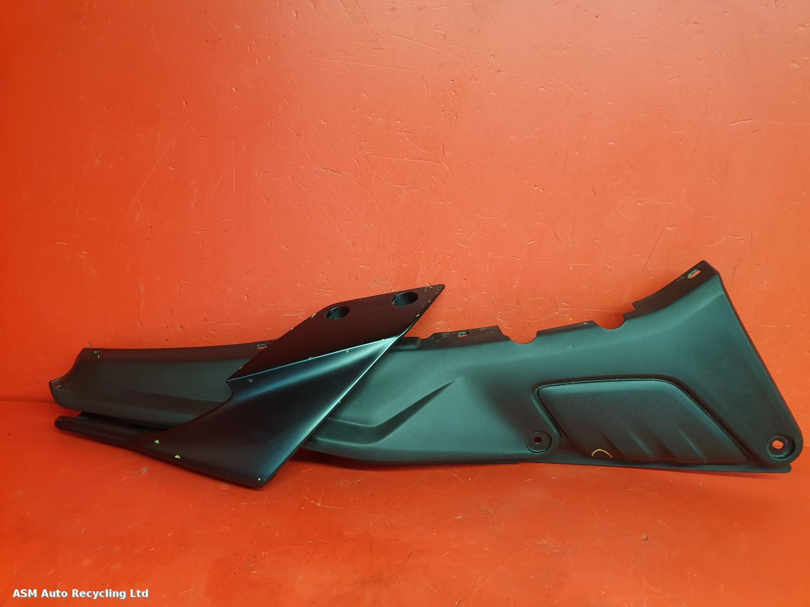 View Auto part Seat Cowl Yamaha Mt 125 2023