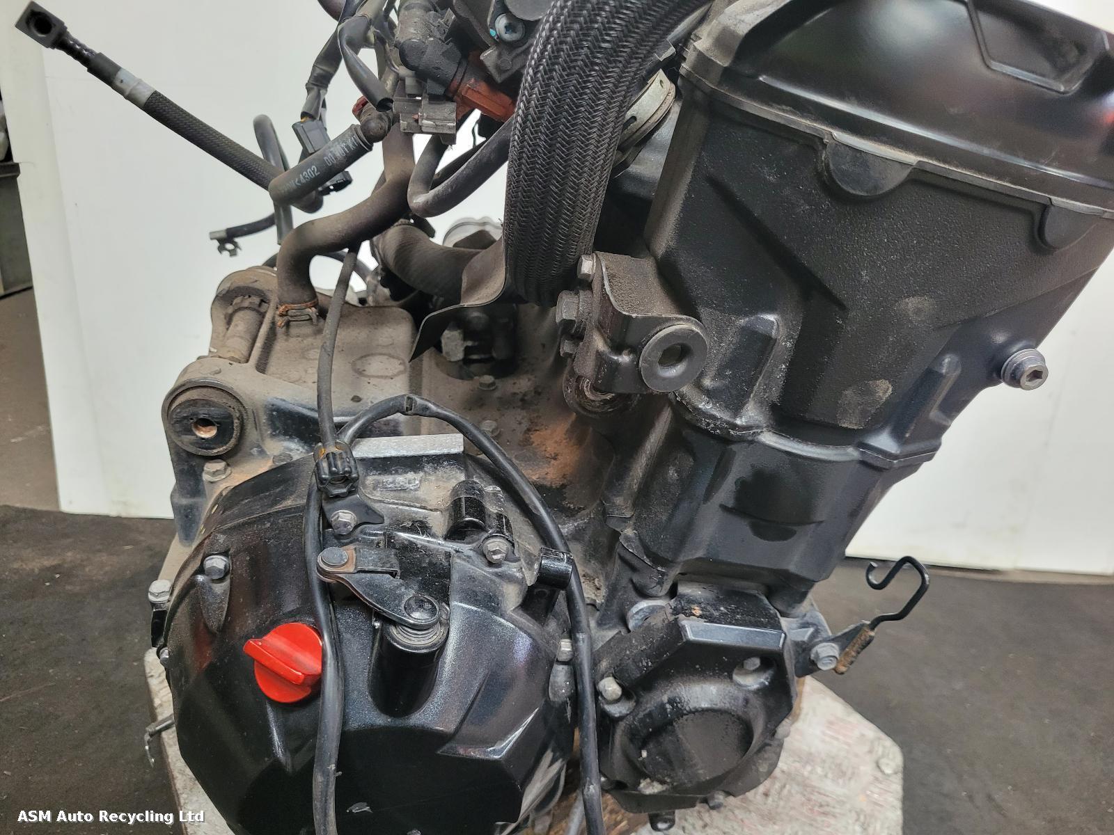 View Auto part Engine Kawasaki Z1000sx 2014