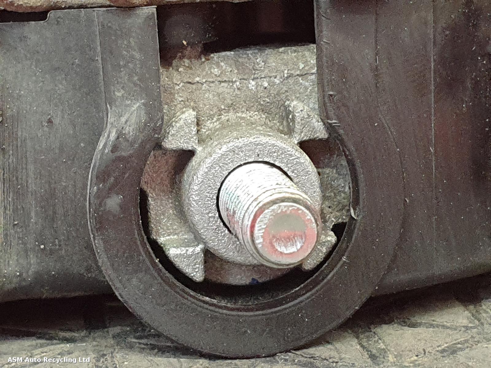View Auto part Alternator Kia Picanto 2023