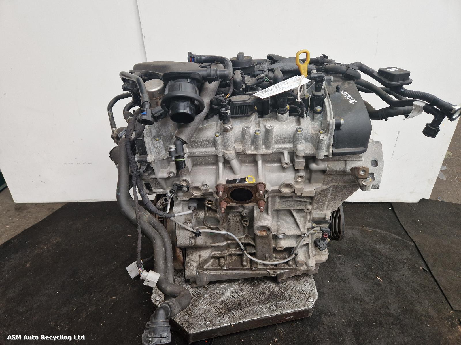 View Auto part Engine Volkswagen Golf 2020