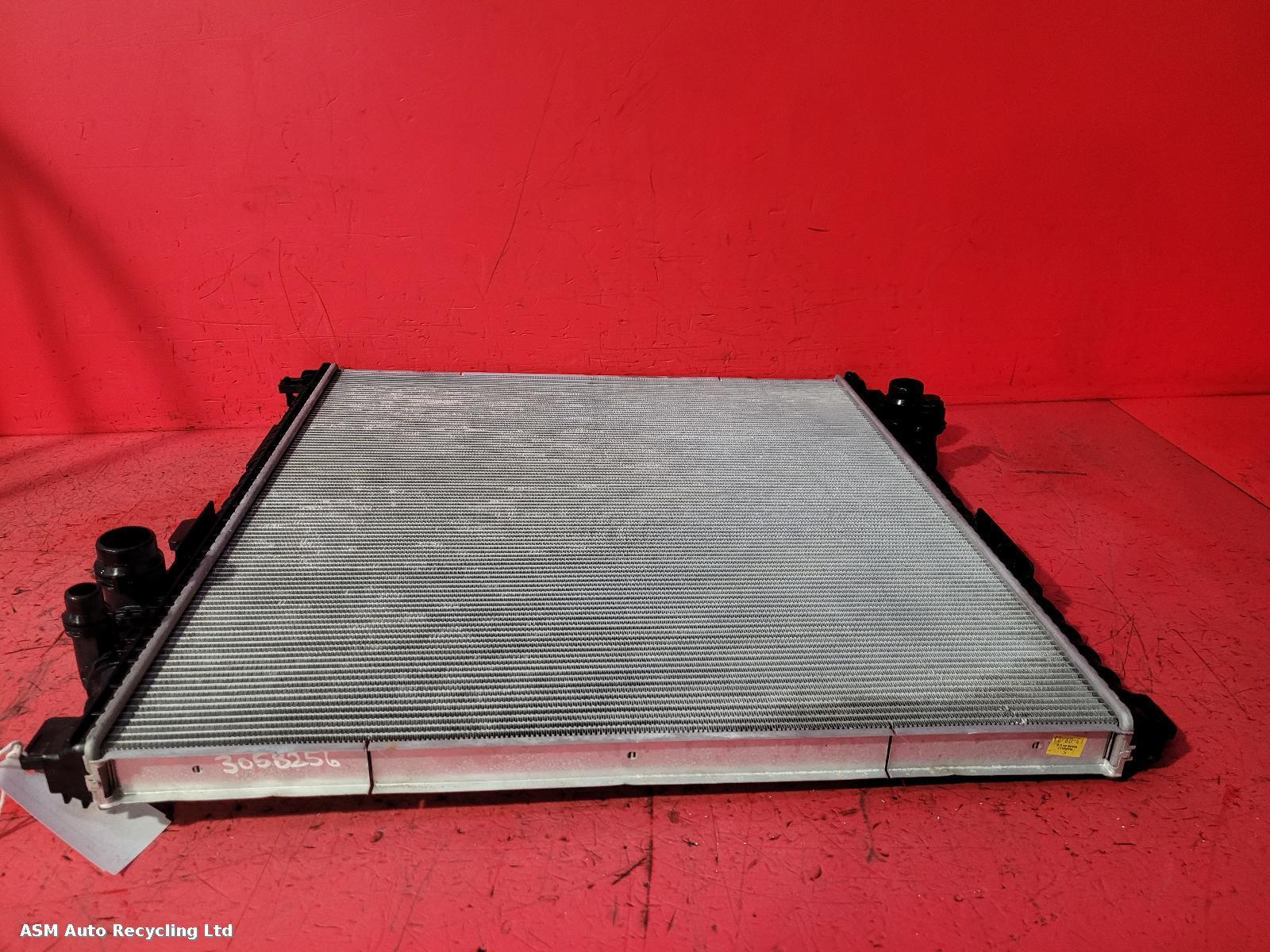View Auto part Radiator Land Rover Range Rover Sport 2024