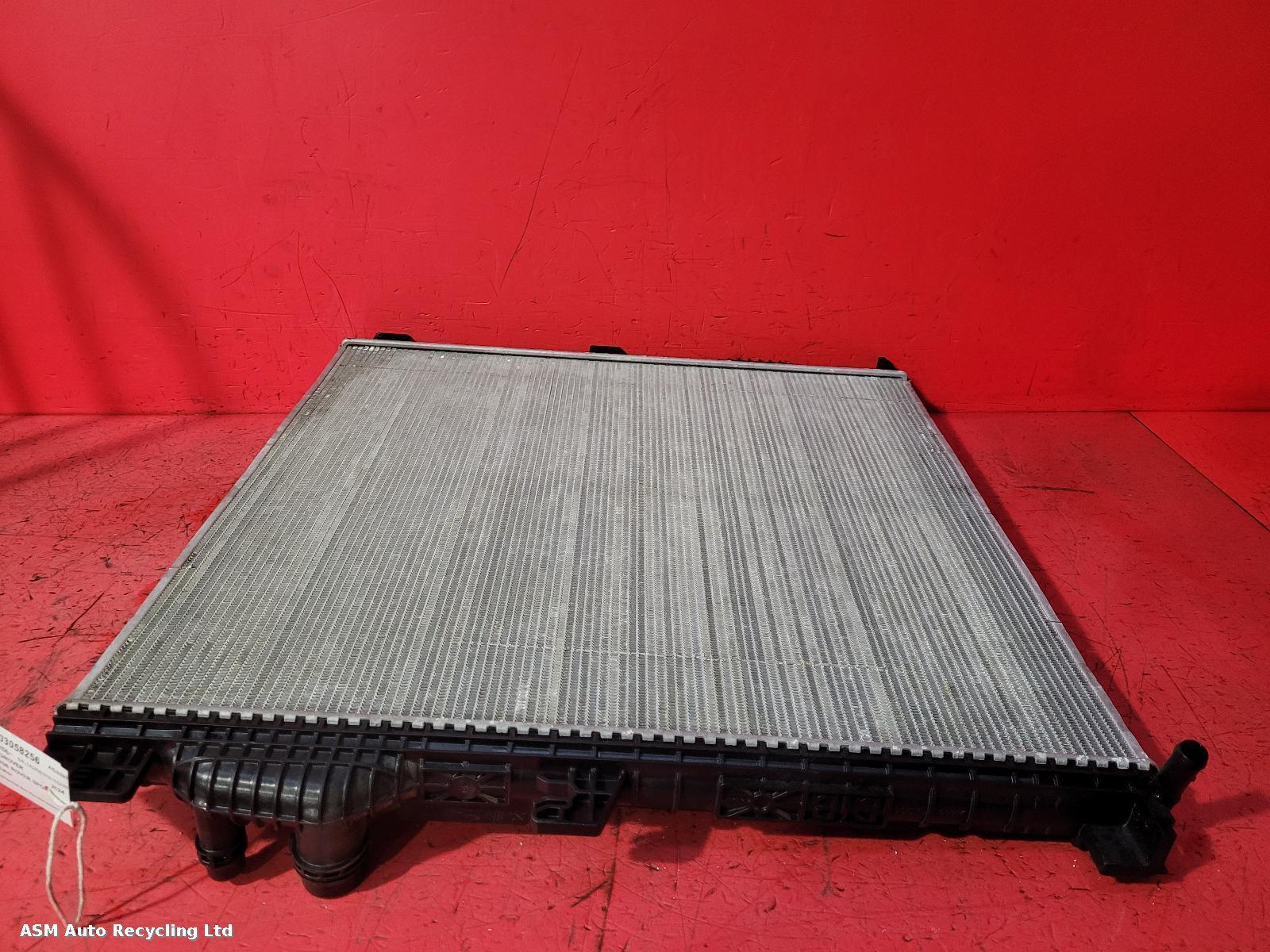 View Auto part Radiator Land Rover Range Rover Sport 2024