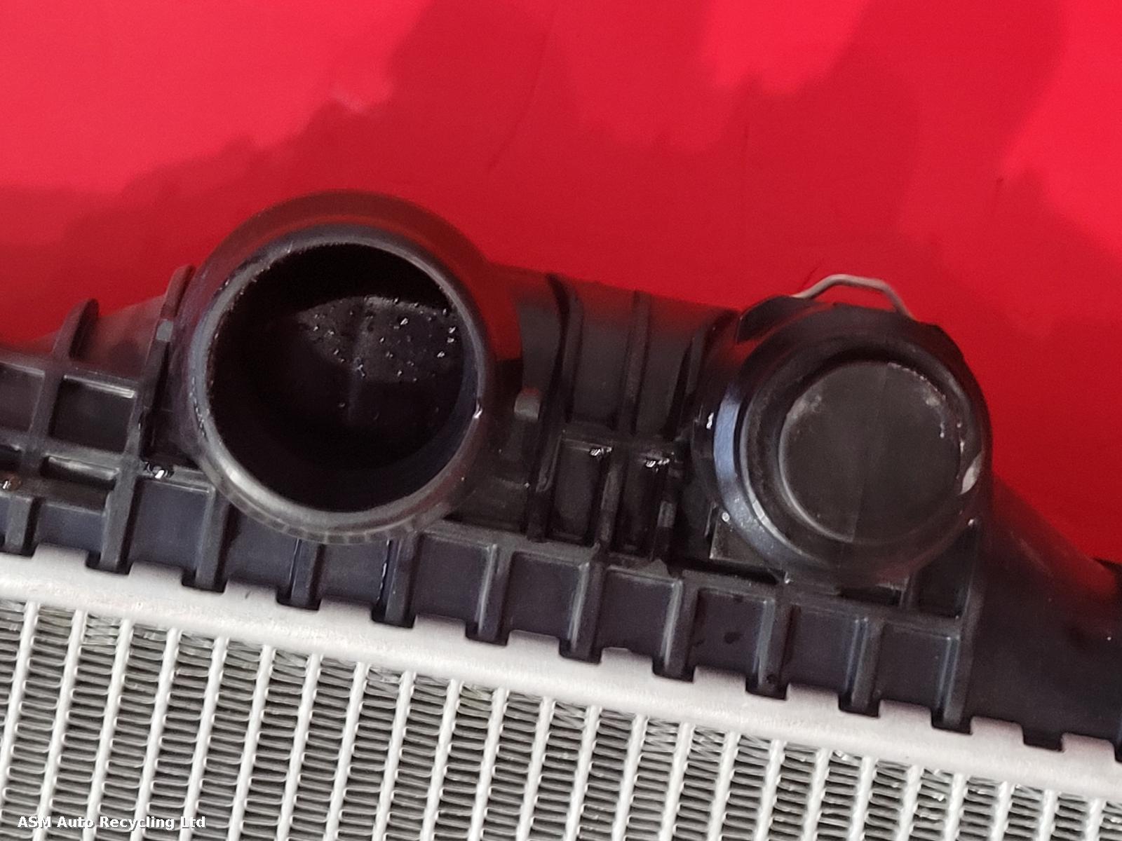 View Auto part Radiator Land Rover Range Rover Sport 2024