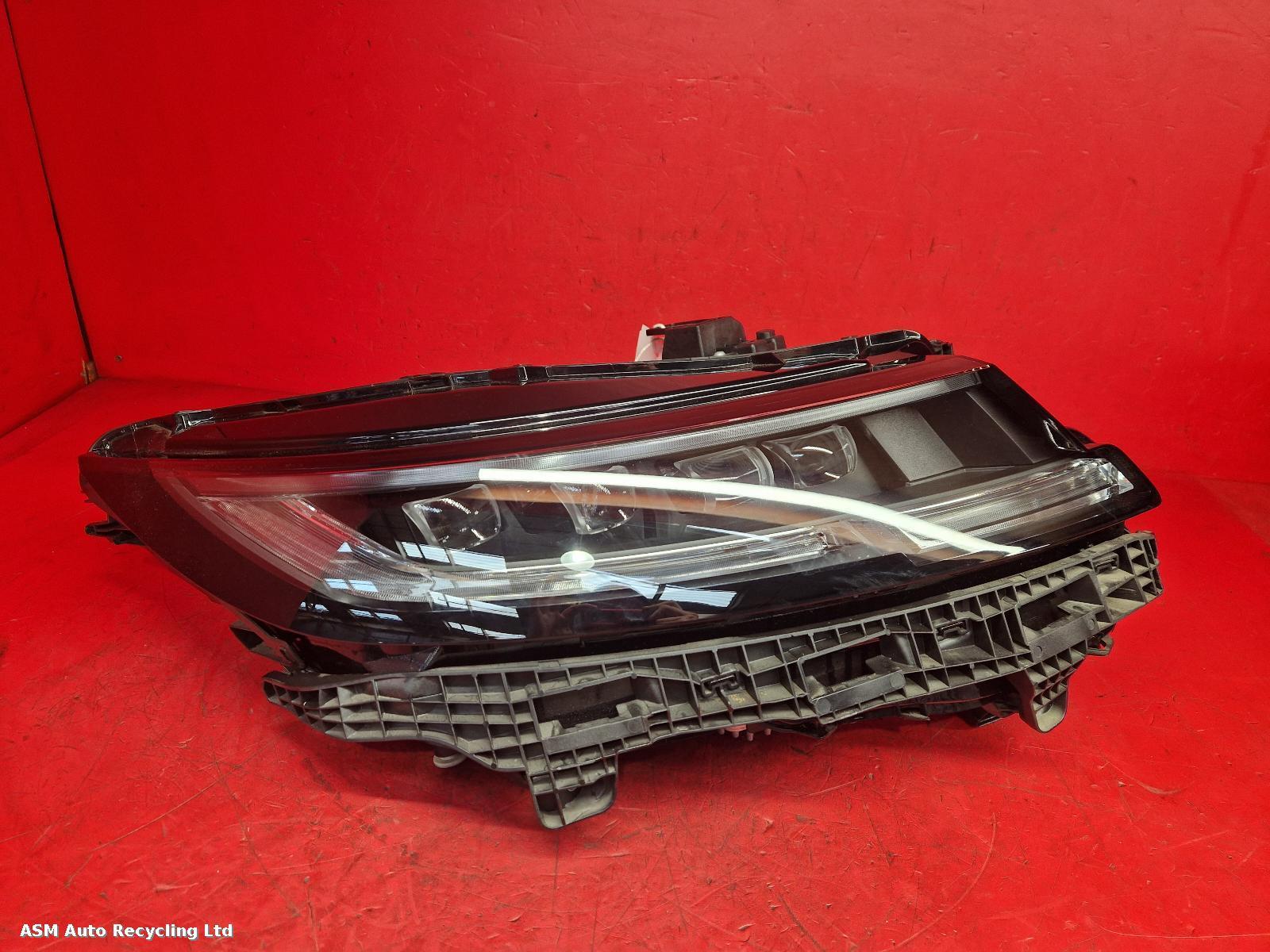 View Auto part R Headlamp Land Rover Range Rover Sport 2024