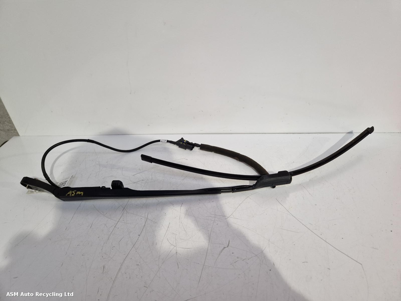 View Auto part Wiper Arm Jaguar I-pace 2019