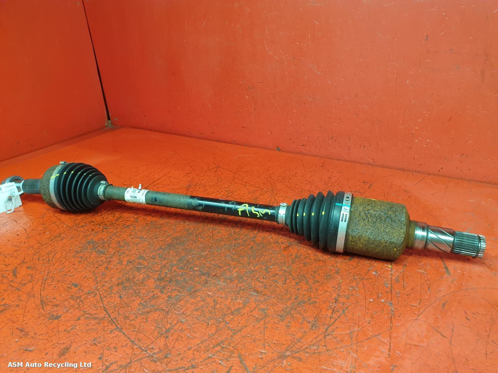 View Auto part Right Driveshaft Tesla Model 3 2022