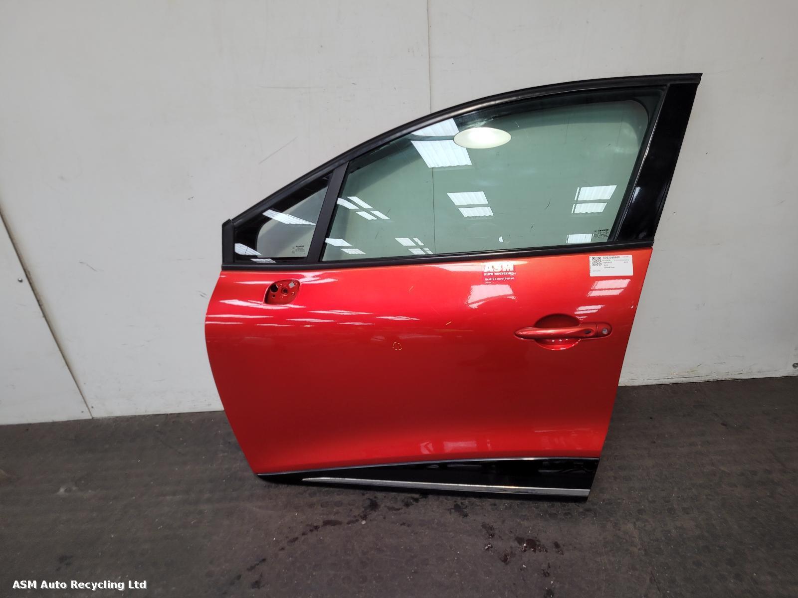 View Auto part L Front Door Renault Clio 2015