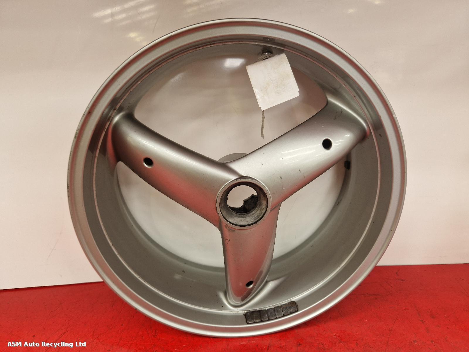 View Auto part Wheel Triumph Speed Triple 955i 2002