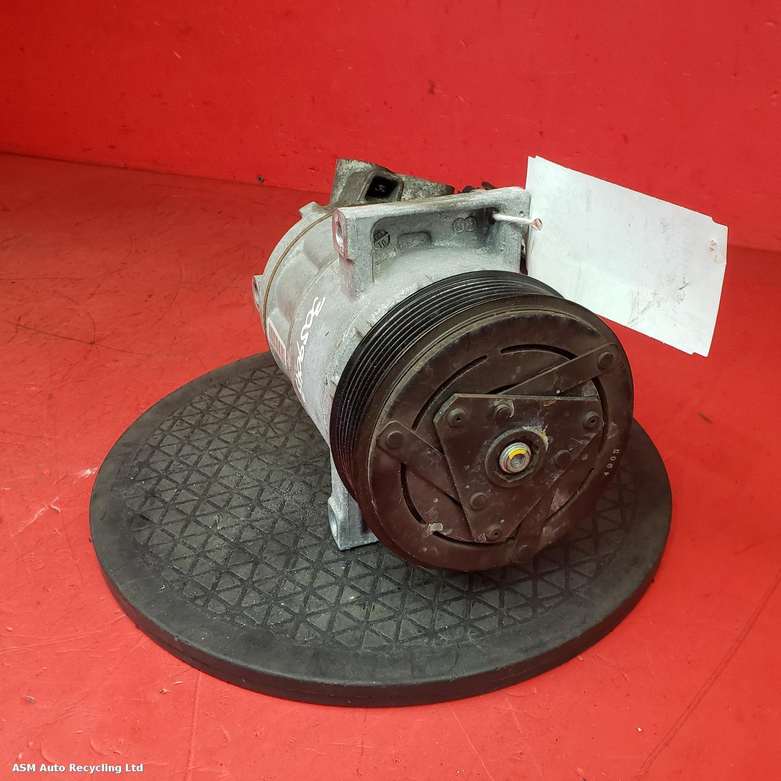 View Auto part Compressor Renault Clio 2015