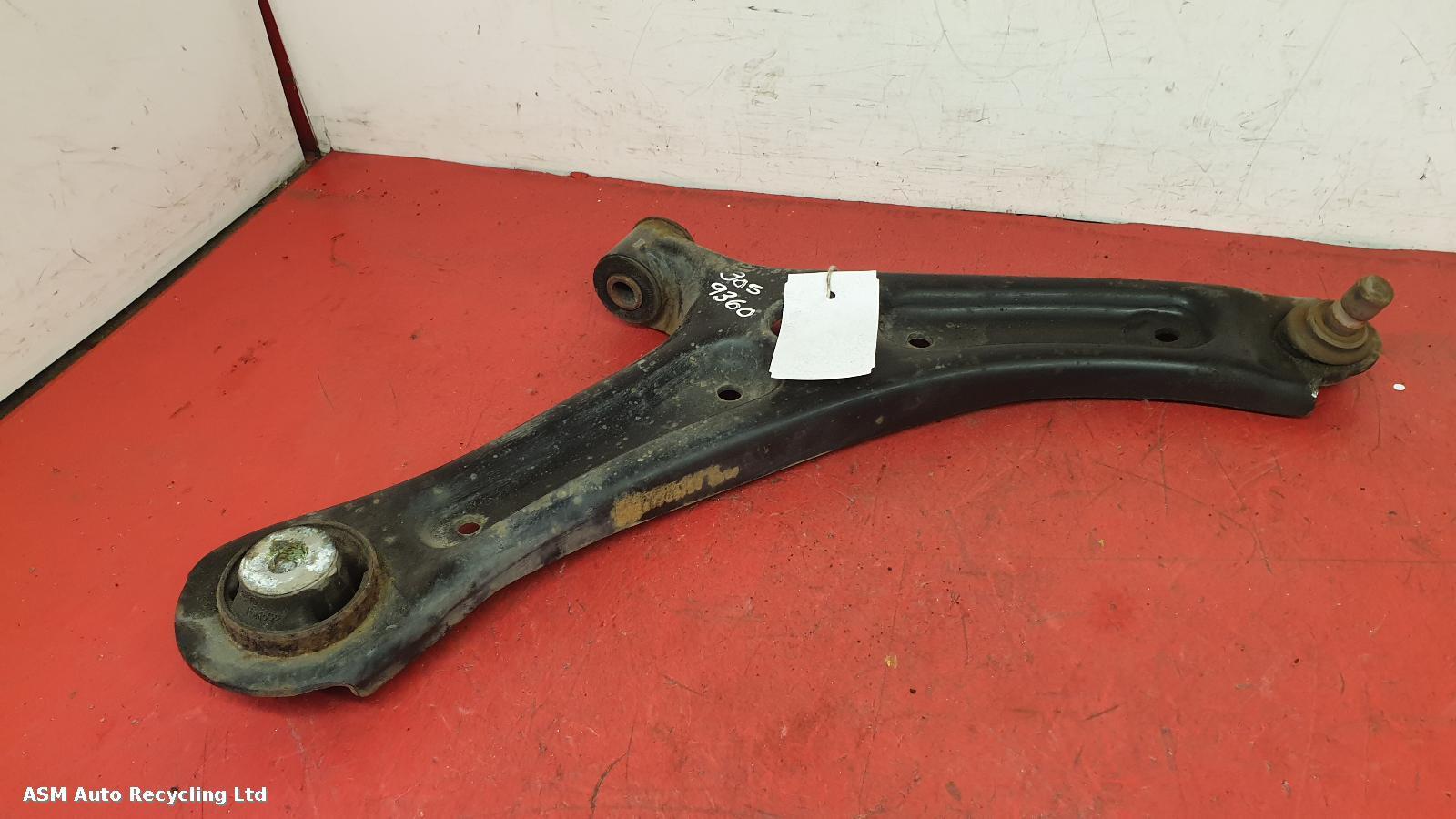 View Auto part RF Lower Control Arm Ford Ecosport 2018