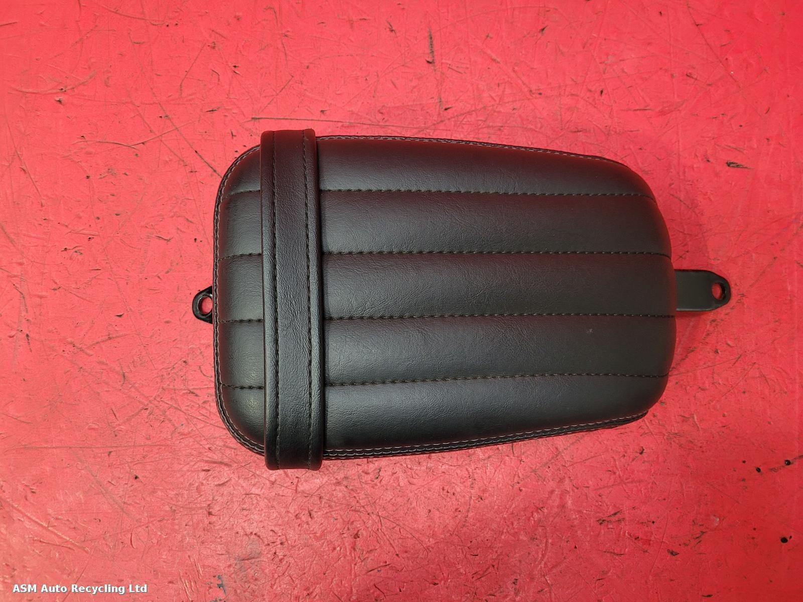 View Auto part 2nd Seat (Rear Seat) Harley Davidson Fxbbs Softail Street Bob 2022