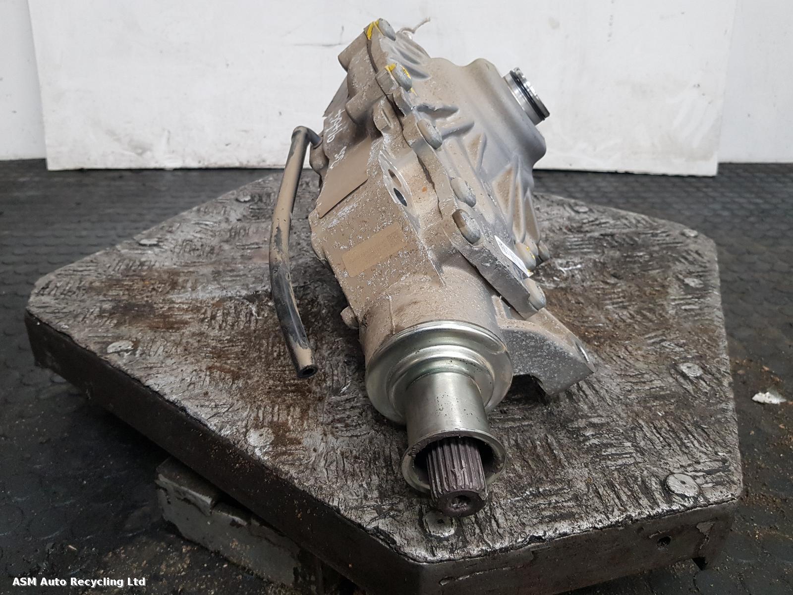 View Auto part Differential Assembly Jaguar F-pace 2024