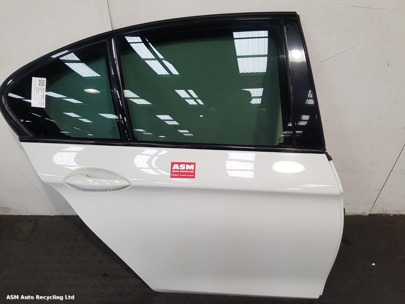 View Auto part R Rear Door Bmw 5 Series 2015