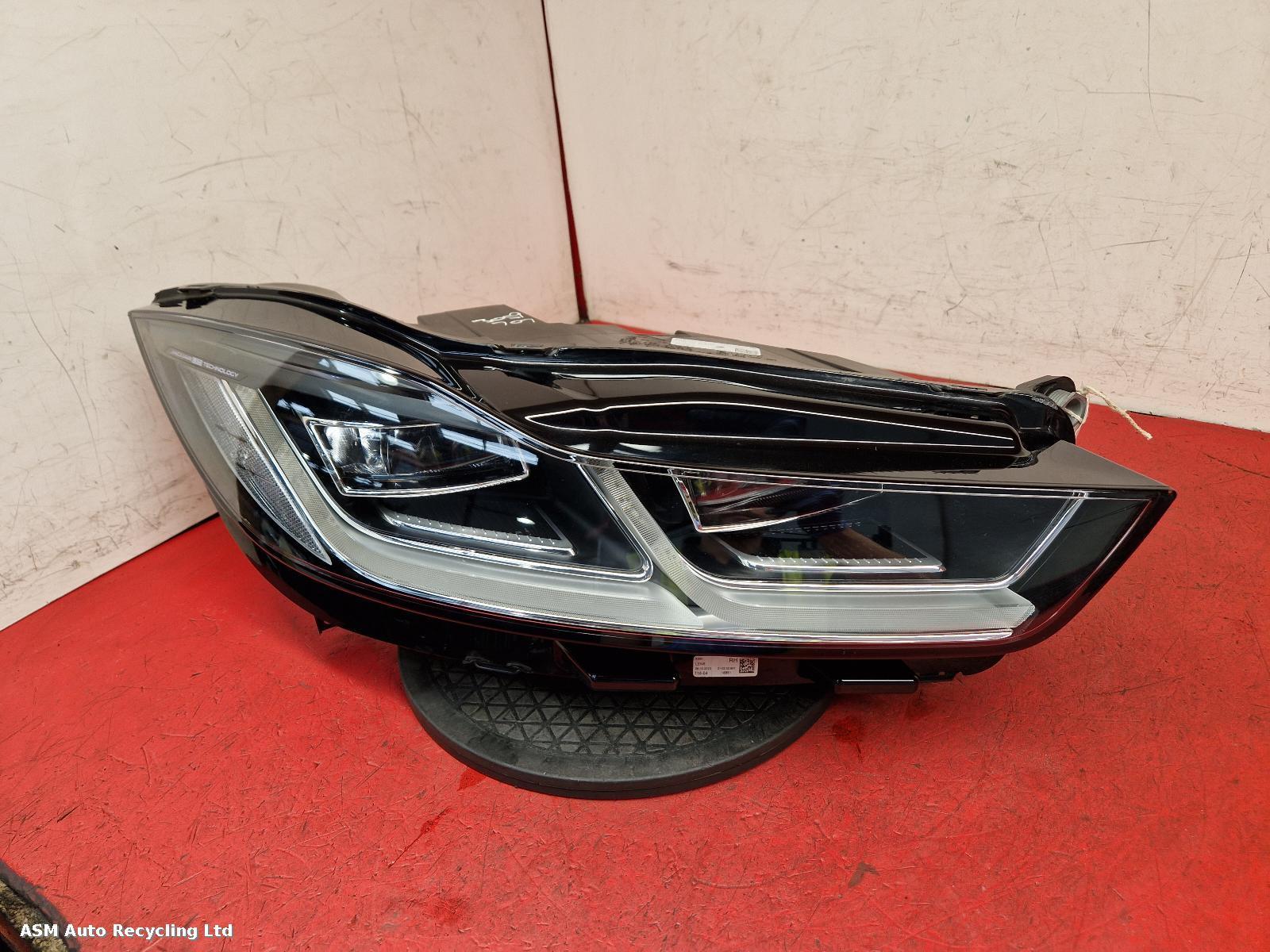 View Auto part R Headlamp Jaguar I-pace 2024