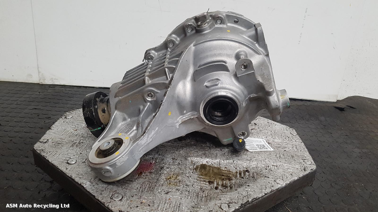View Auto part Differential Assembly Land Rover Range Rover Velar 2024
