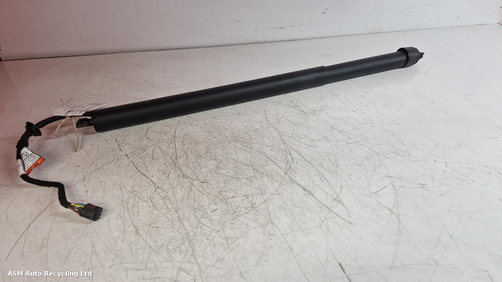 View Auto part Hatch Strut/Shock Land Rover Range Rover Velar 2024