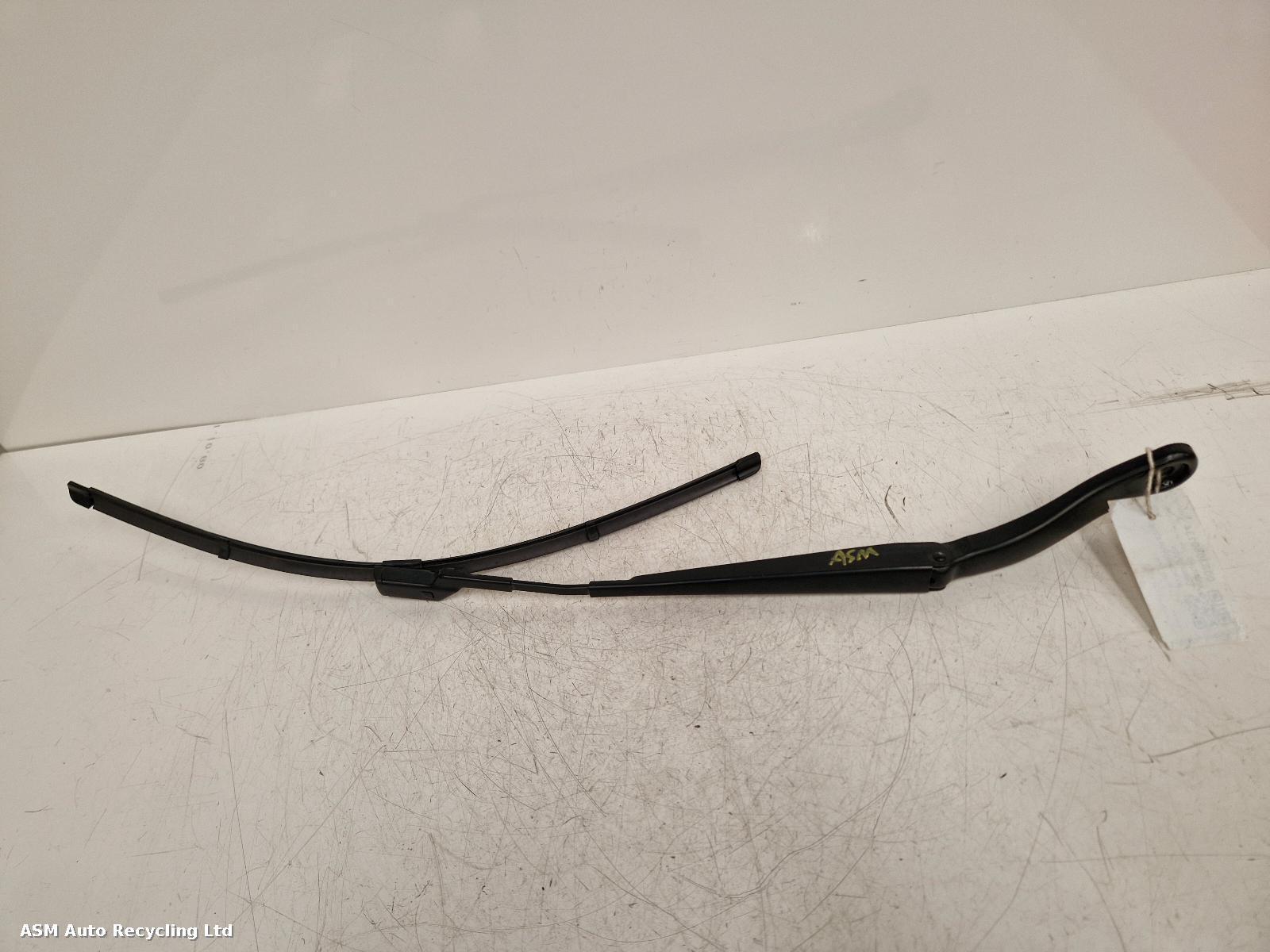 View Auto part Wiper Arm Land Rover Range Rover Evoque 2017