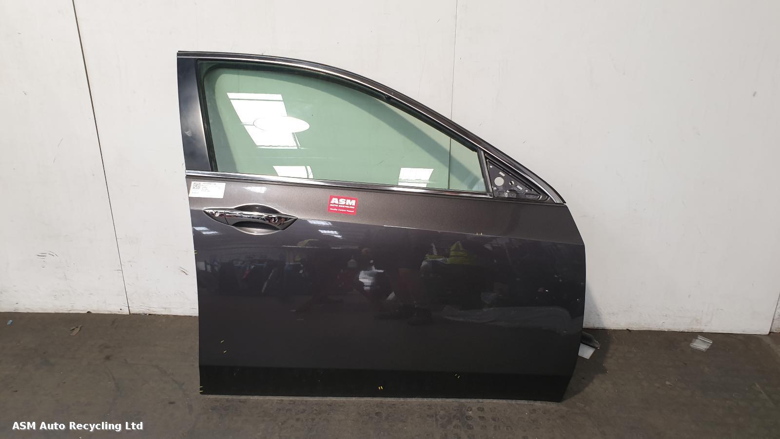 View Auto part R Front Door Honda Accord 2010