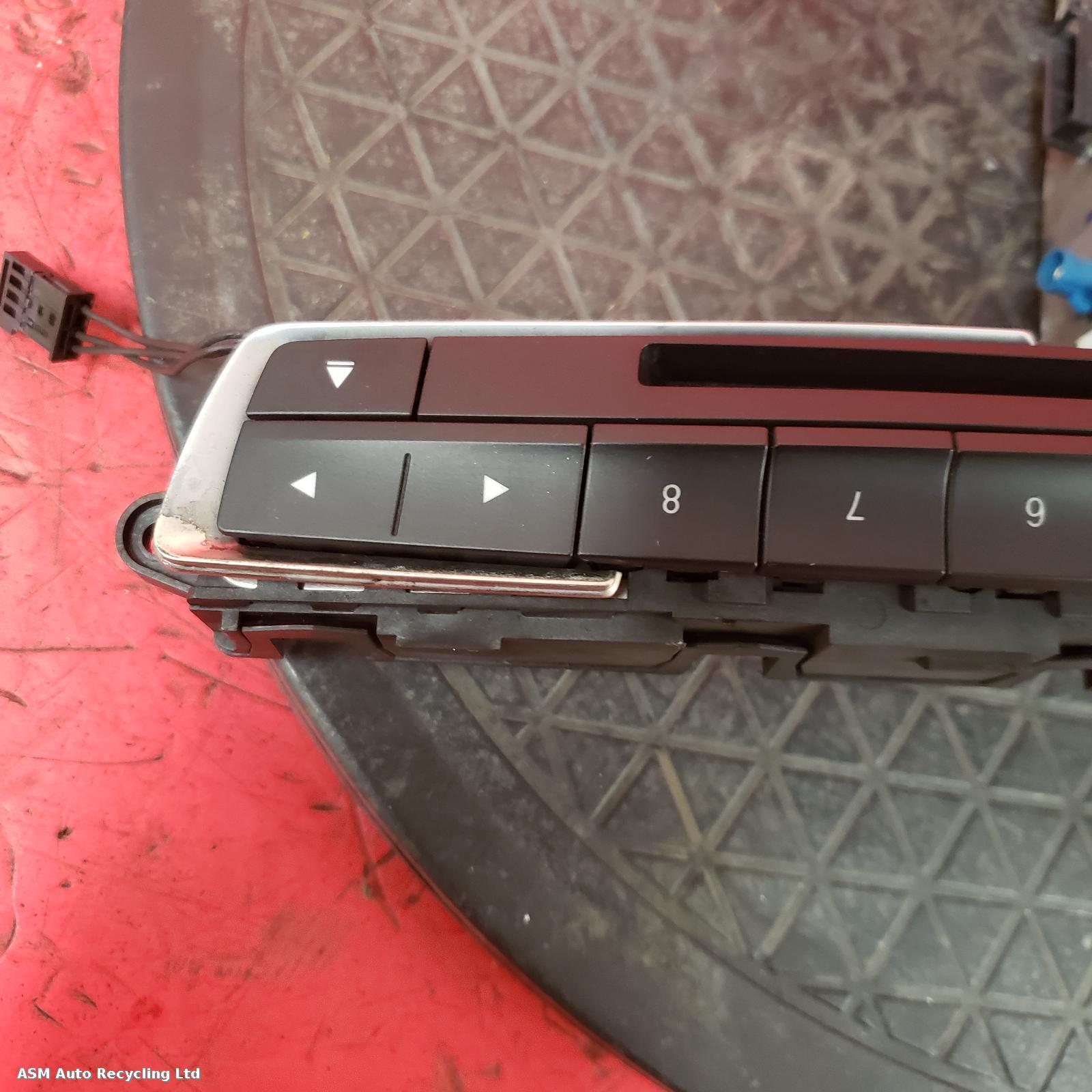 View Auto part A/V Equipment Bmw 4 Series Gran Coupe 2016