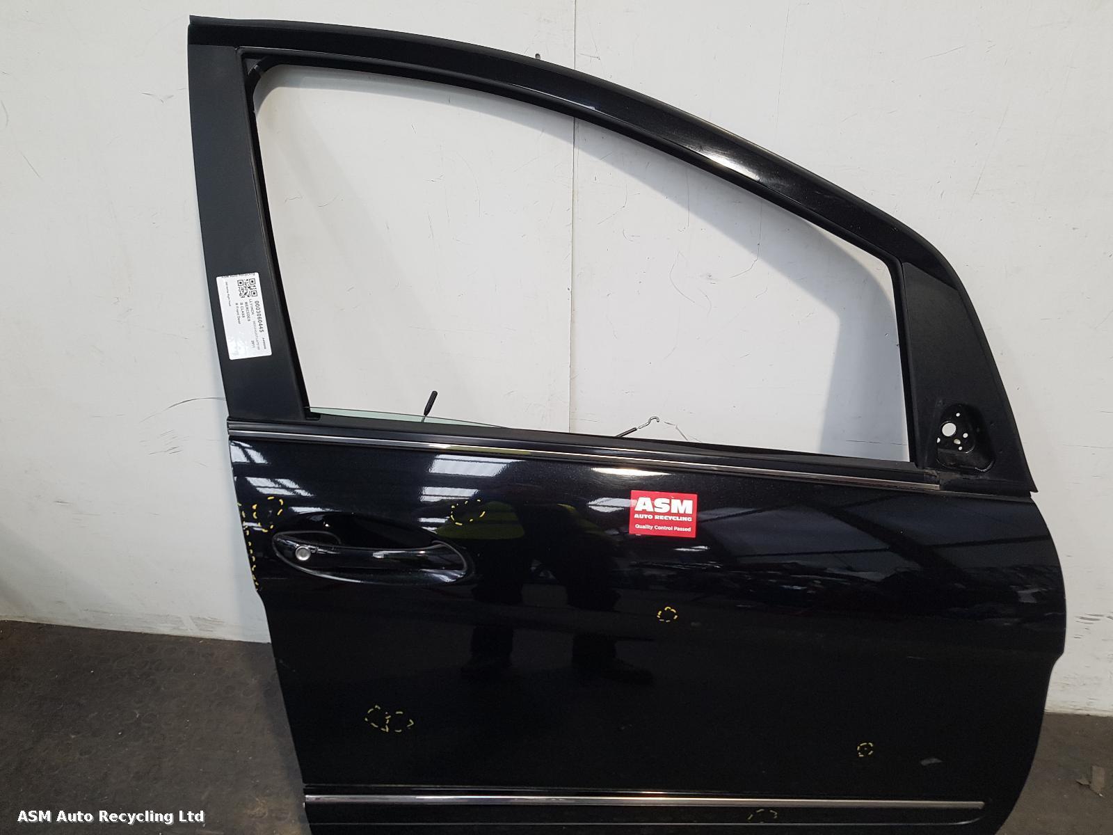 View Auto part R Front Door Mercedes B Class 2011