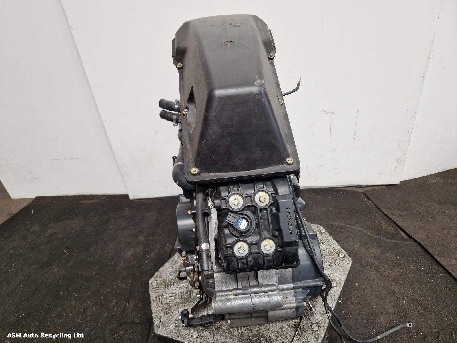 View Auto part Engine Ktm 1190 Rc8 2011