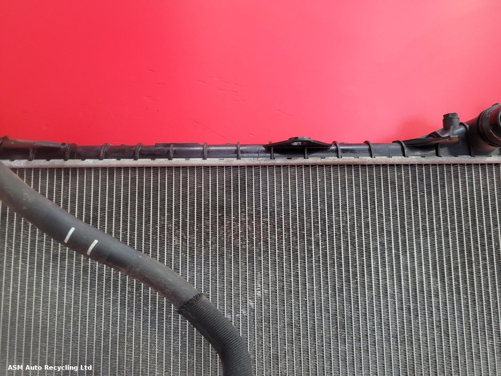 2021 Land Rover Range Rover Sport Radiator View Auto part Radiator Land Rover Range Rover Sport 2021