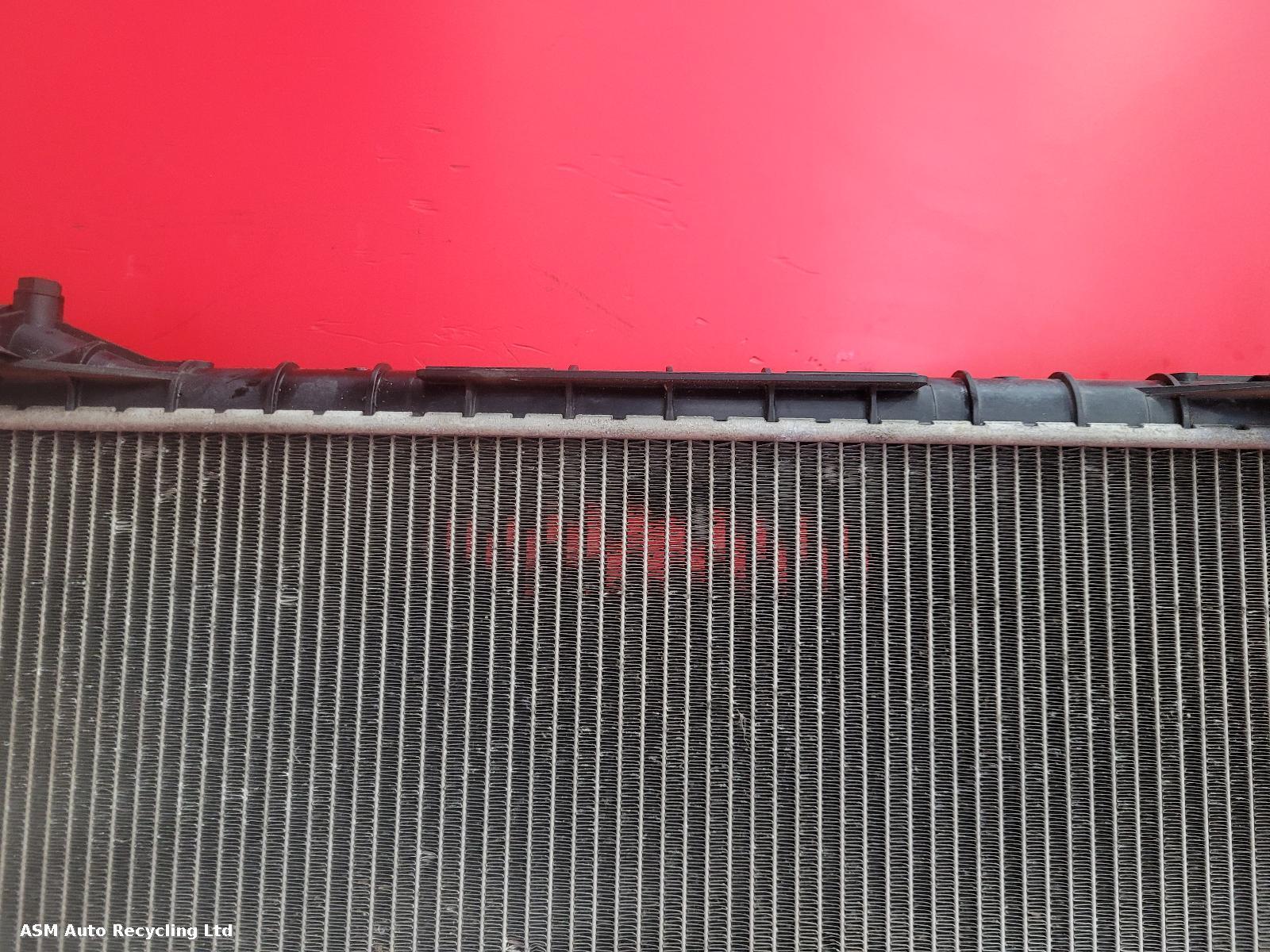 2021 Land Rover Range Rover Sport Radiator View Auto part Radiator Land Rover Range Rover Sport 2021