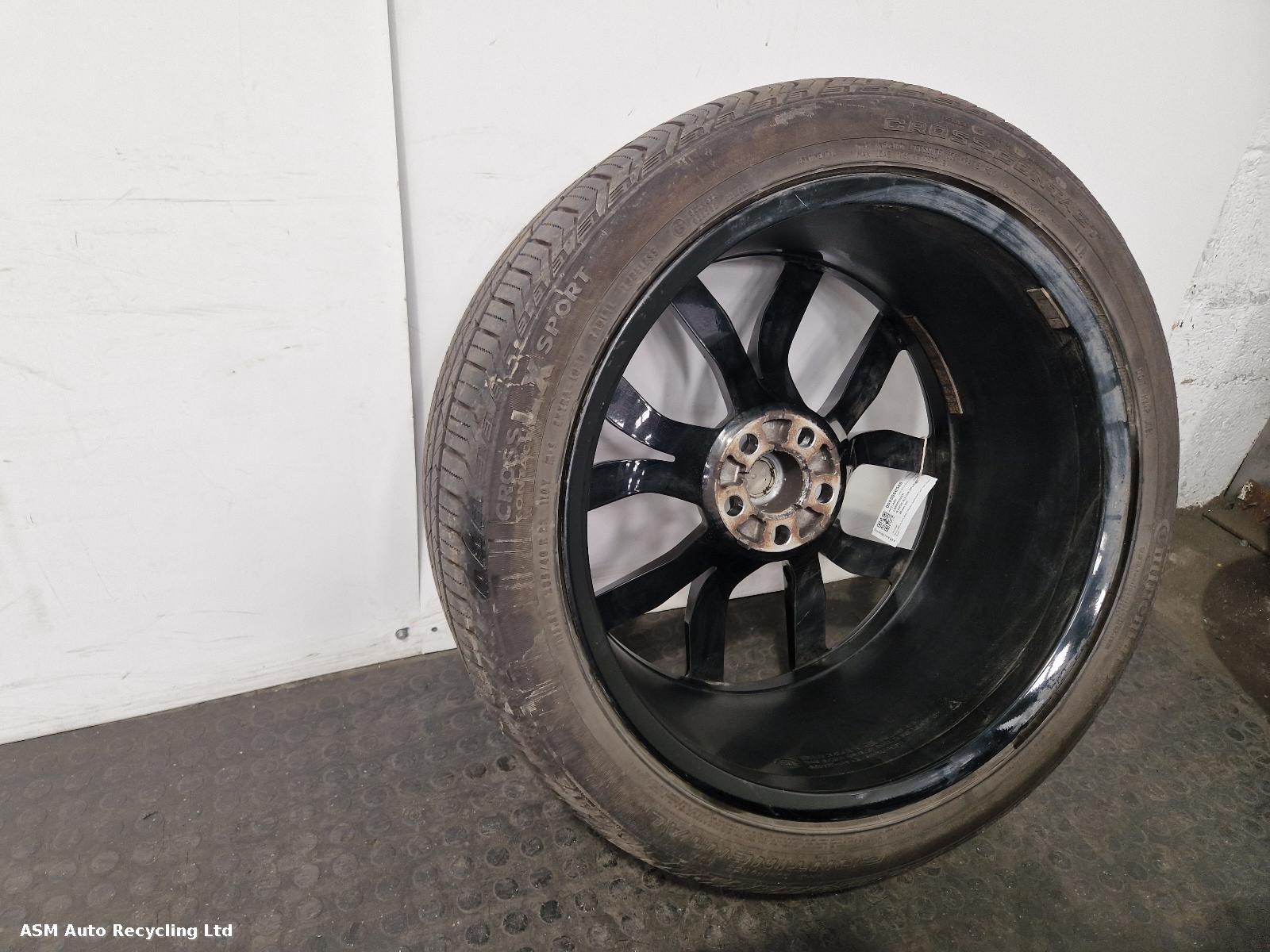 View Auto part Wheel Set Land Rover Range Rover Sport 2021