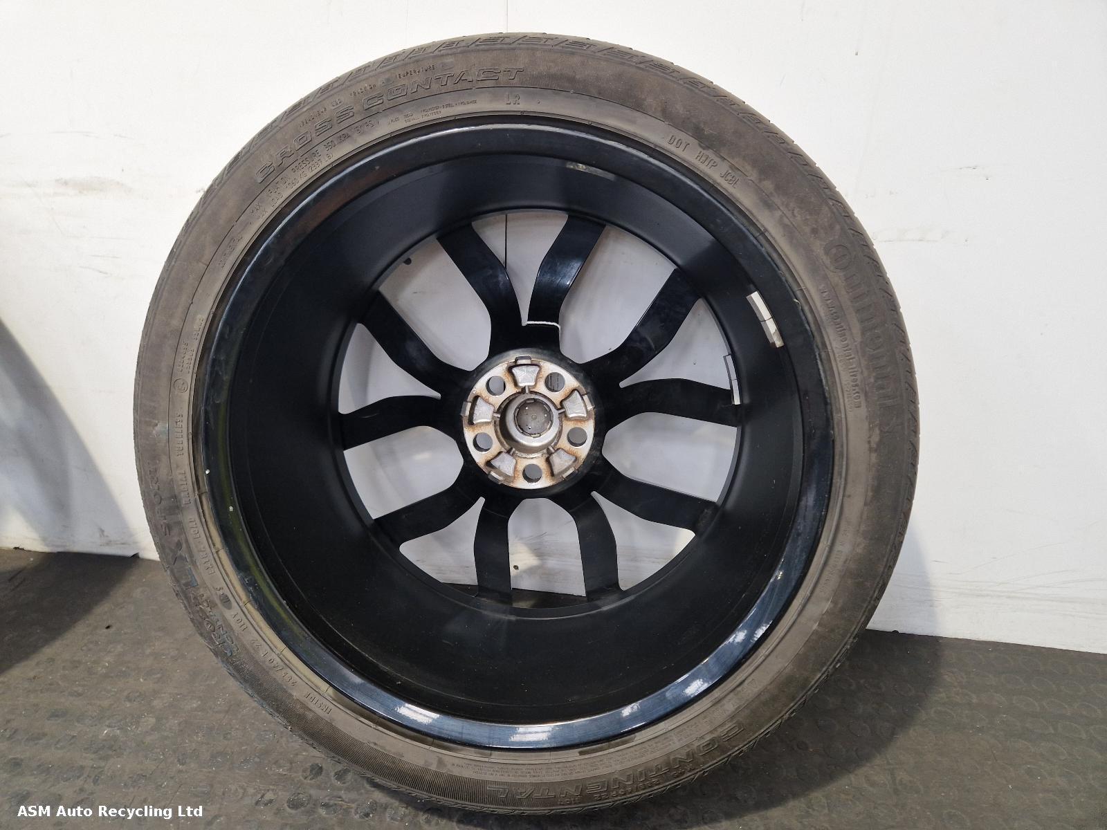 View Auto part Wheel Set Land Rover Range Rover Sport 2021