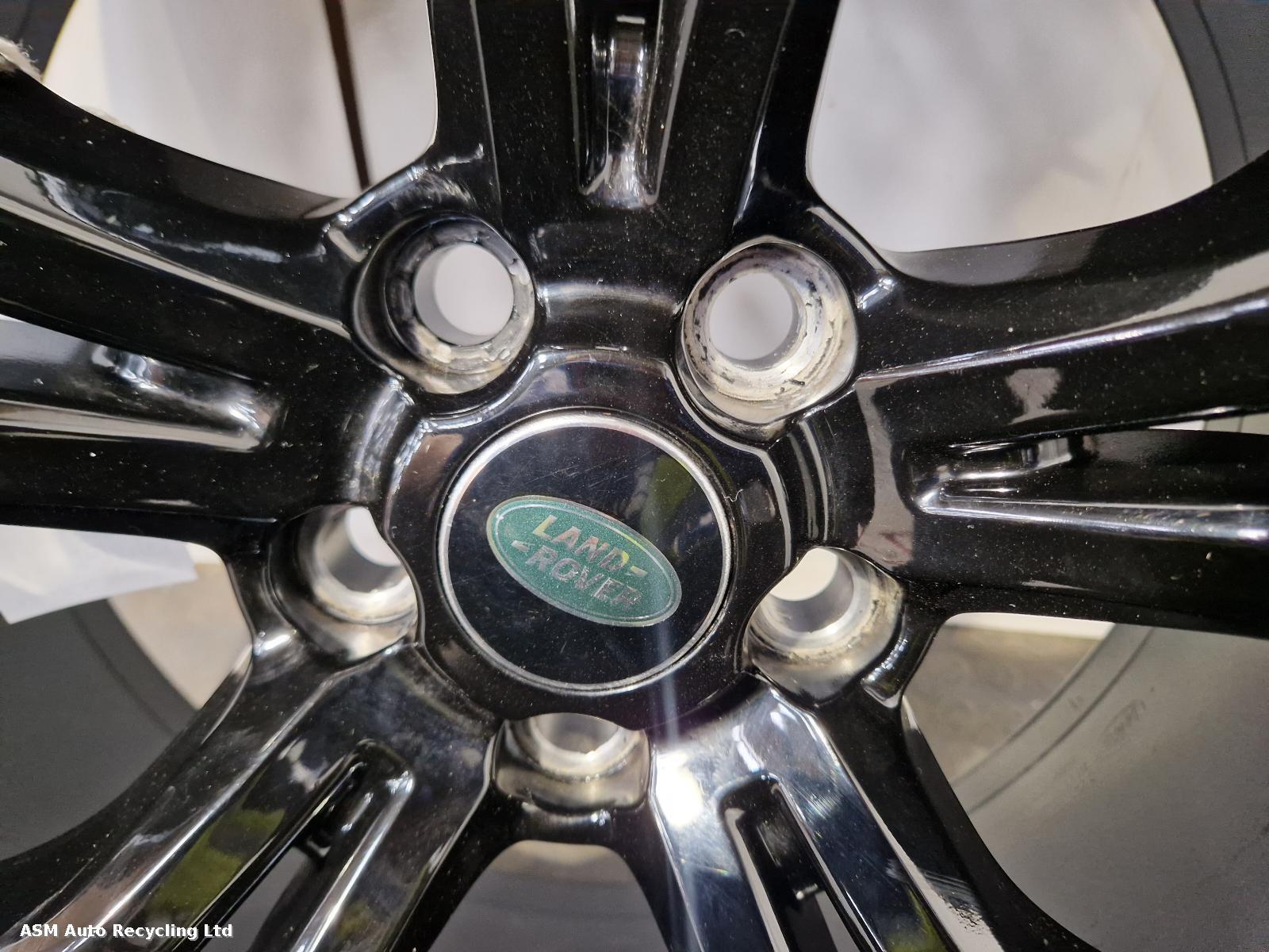 View Auto part Wheel Set Land Rover Range Rover Sport 2021
