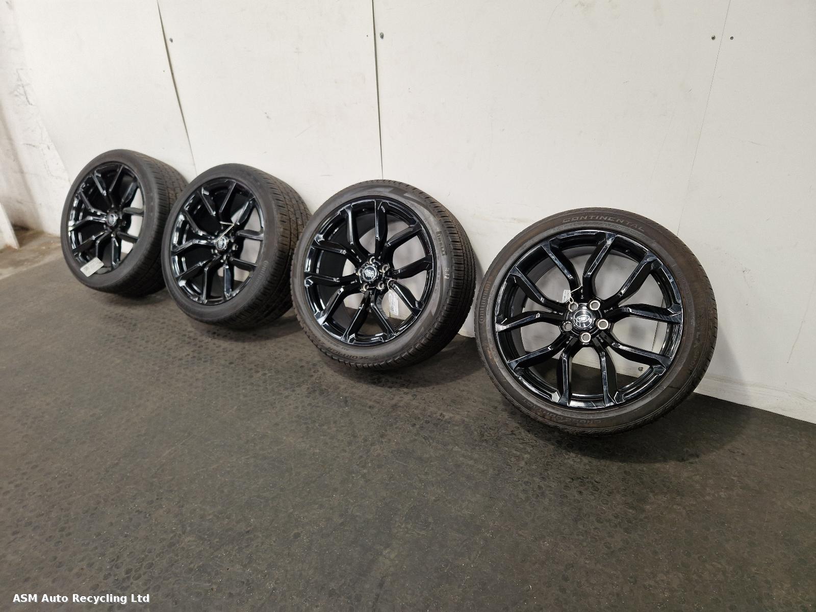 View Auto part Wheel Set Land Rover Range Rover Sport 2021