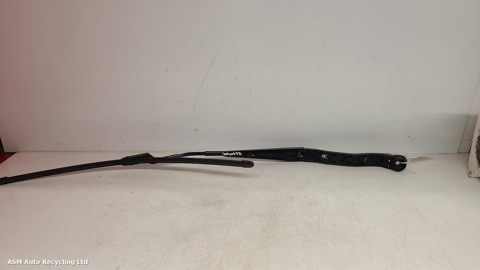 View Auto part Wiper Arm Land Rover Range Rover Sport 2021