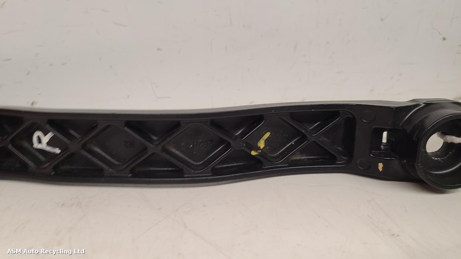 View Auto part Wiper Arm Land Rover Range Rover Sport 2021