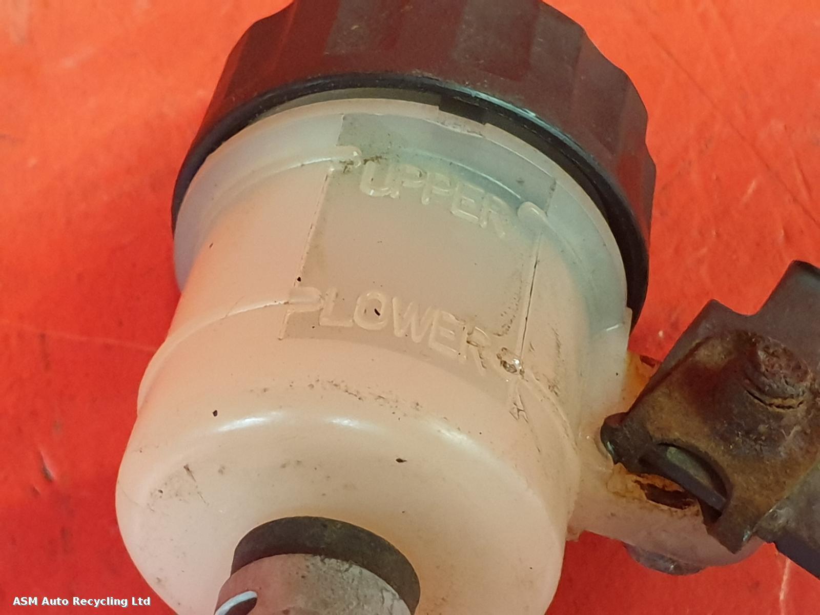 View Auto part Master Cylinder Yamaha Yzf R1 2003