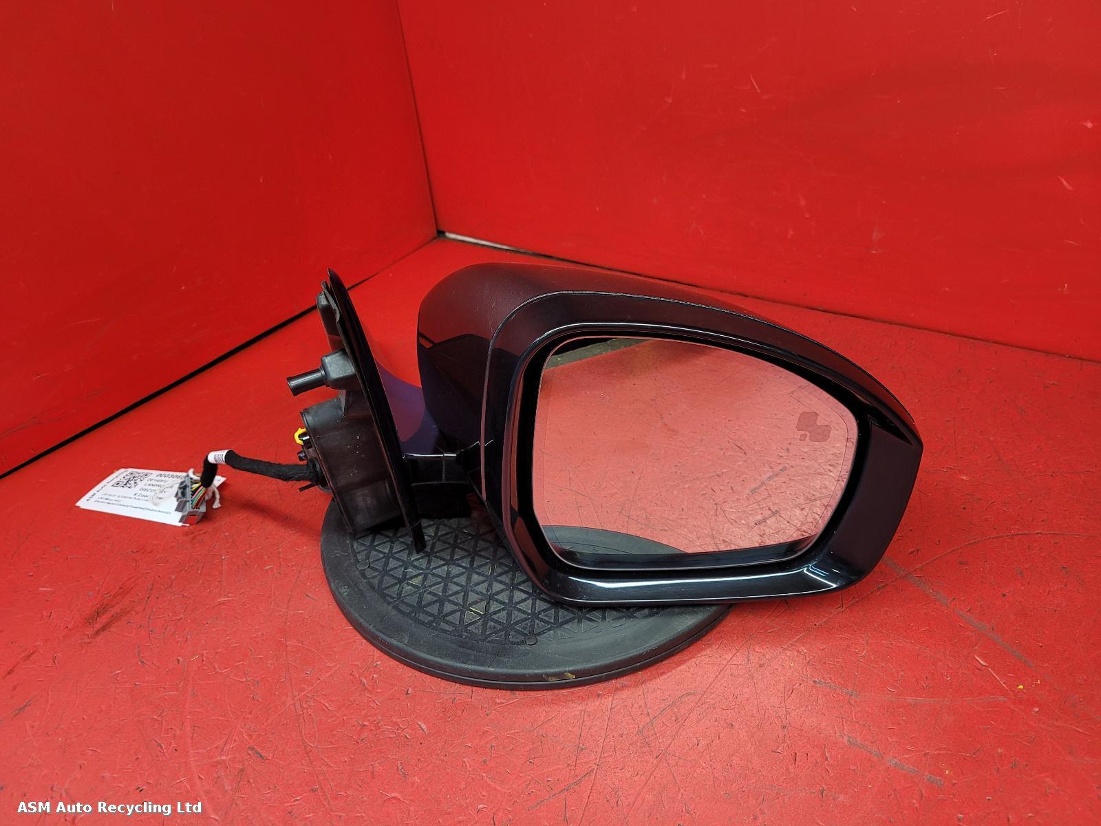 View Auto part R Door Mirror Land Rover Discovery 2018