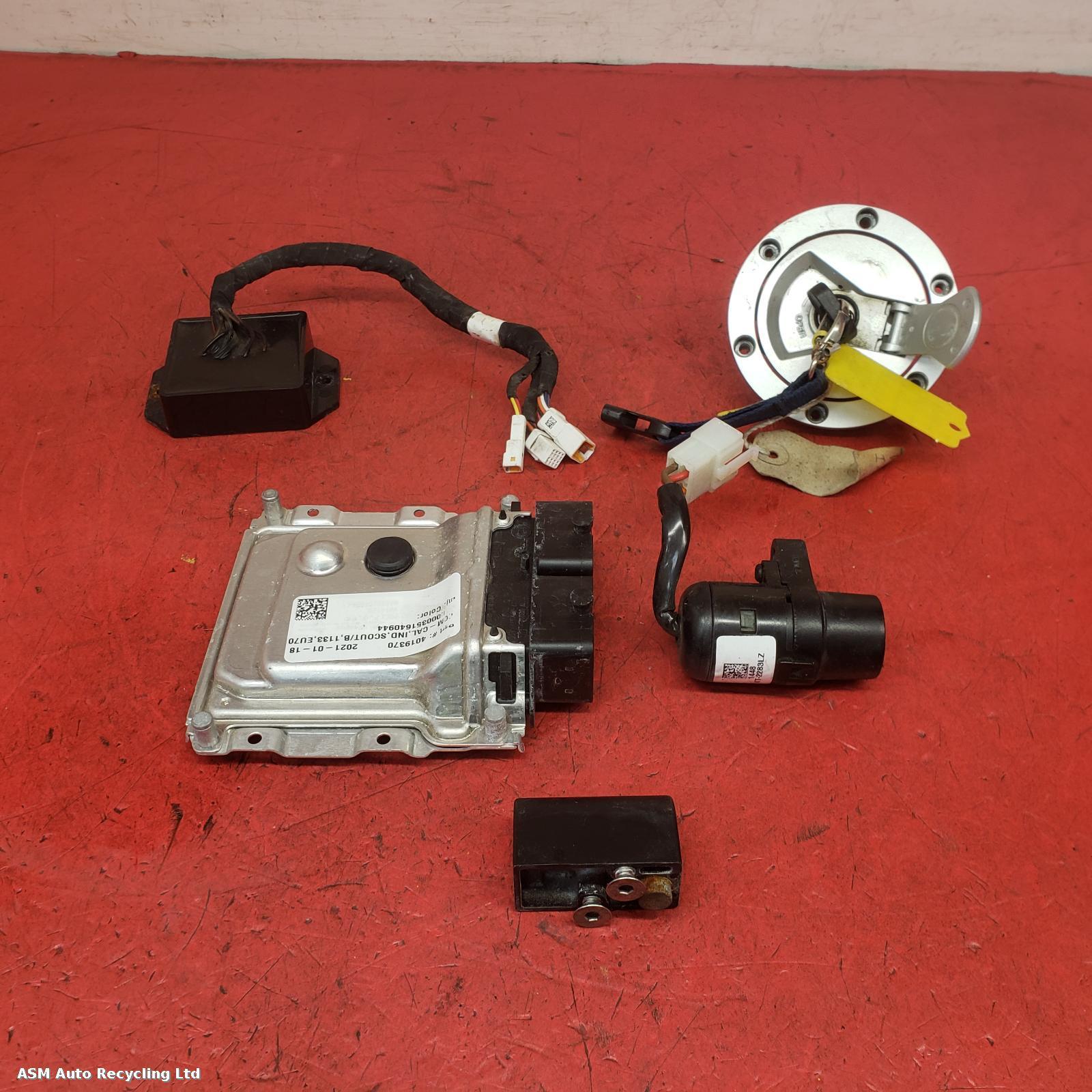 View Auto part Comp.Lock Set + Keys Indian Scout 2021
