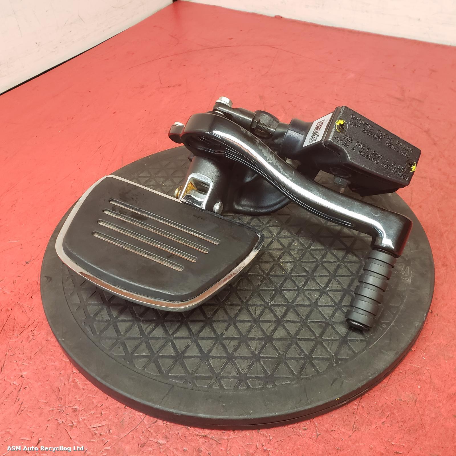 View Auto part Right Footrest Indian Scout 2021