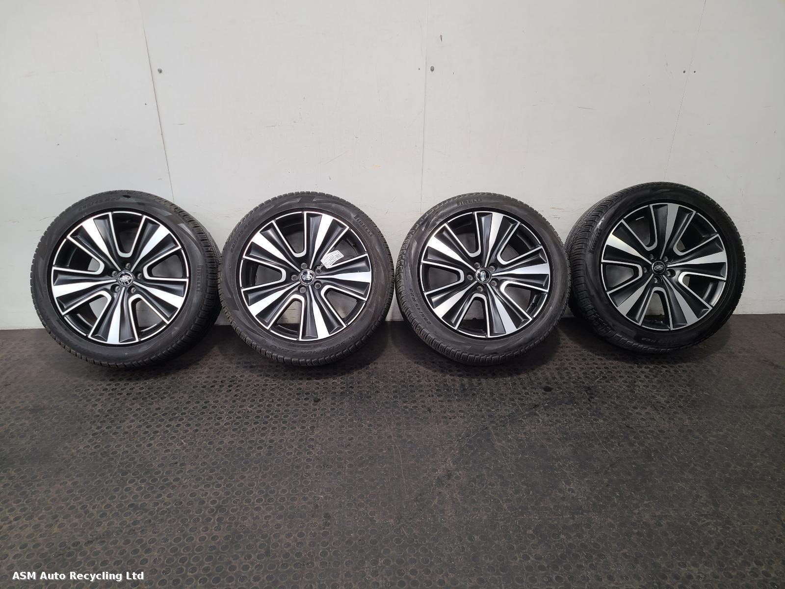 View Auto part Wheel Set Land Rover Range Rover 2022