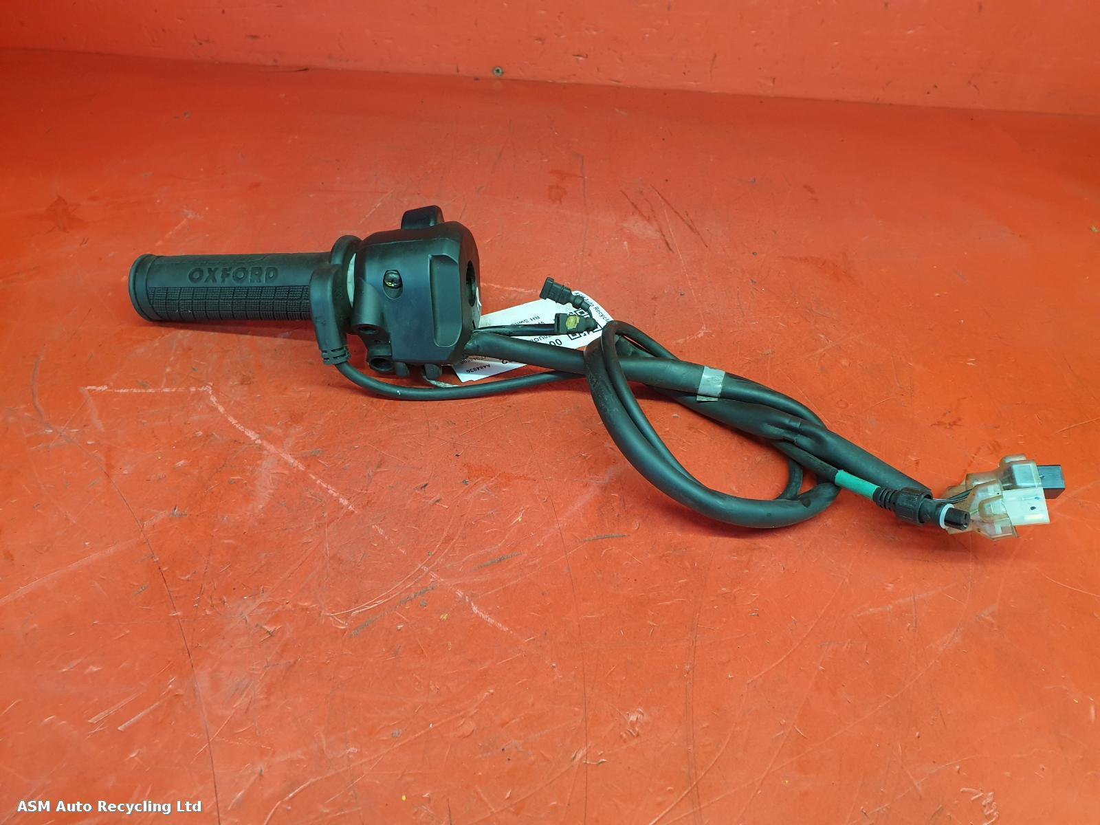 View Auto part RH Switch Gear Honda Ww 2020