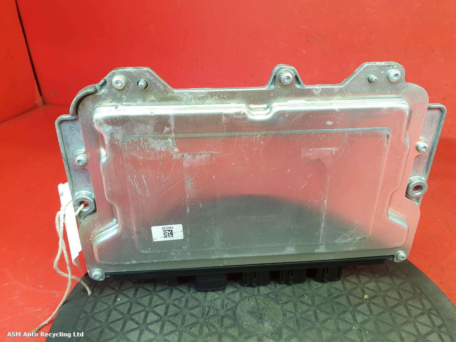View Auto part ECU Bmw 1 Series 2015