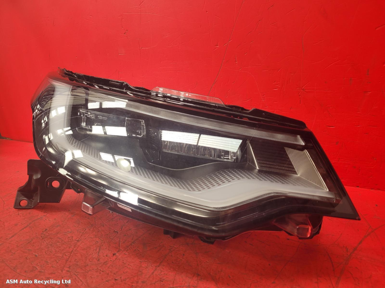View Auto part R Headlamp Land Rover Discovery 2023