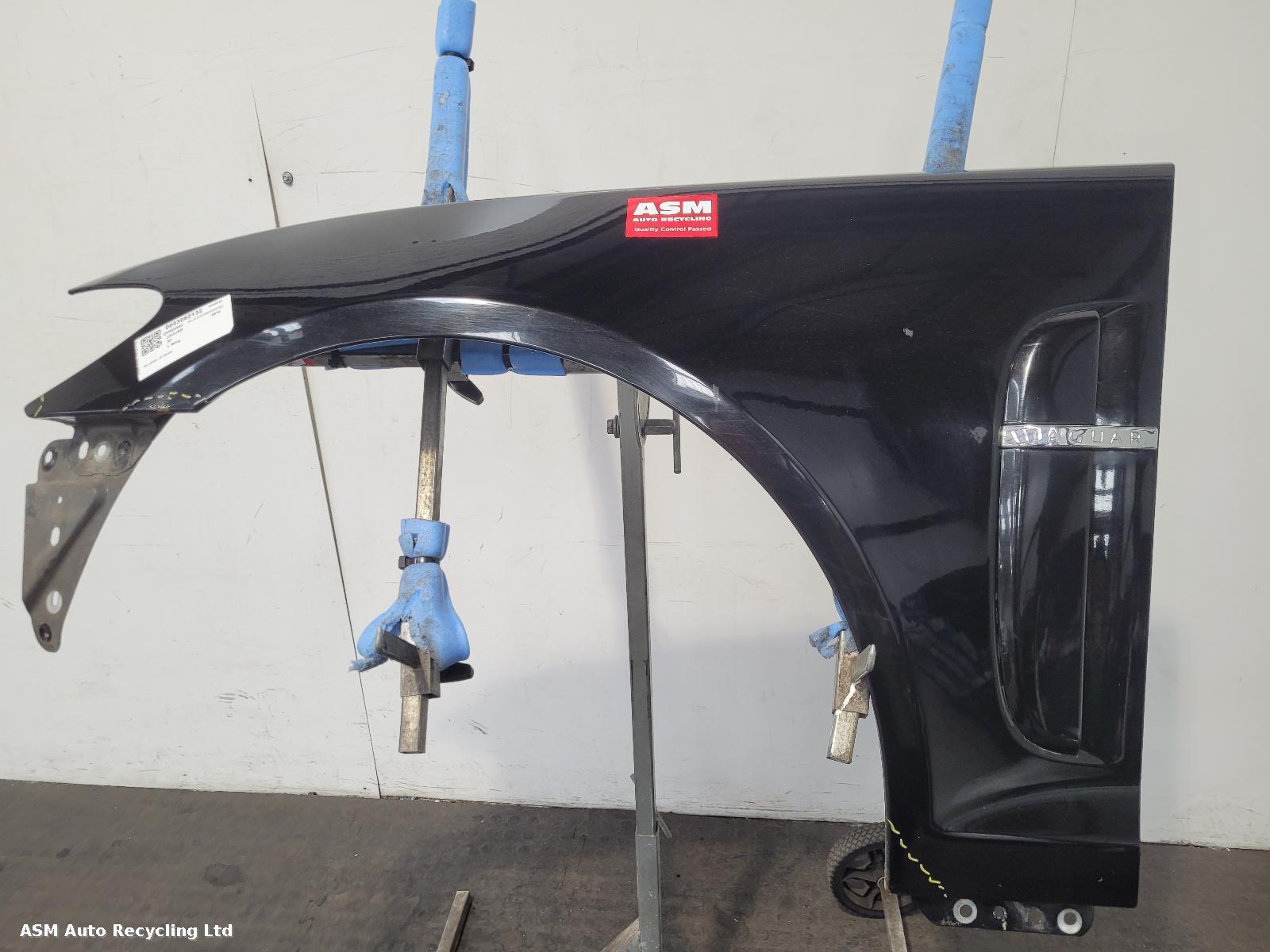 View Auto part L Wing Jaguar Xf 2010
