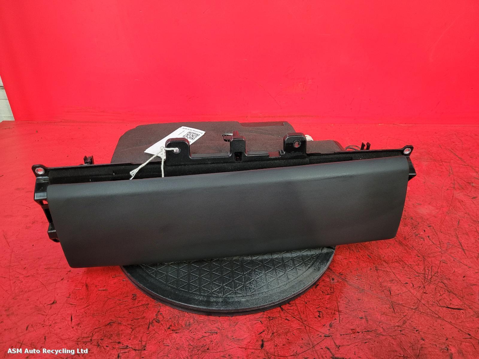 View Auto part Glove Box Land Rover Range Rover Sport 2024