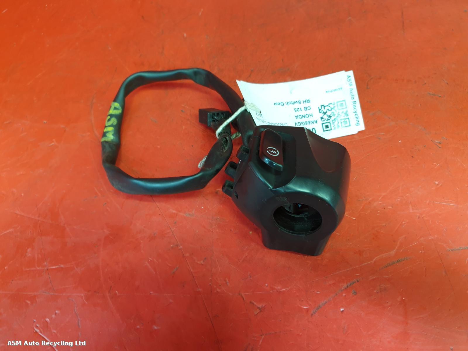 View Auto part RH Switch Gear Honda Cb 125 2017